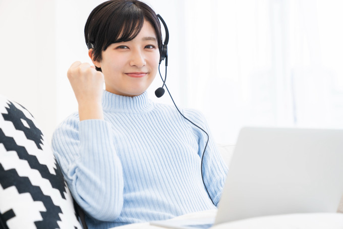 オンラインレッスンで英検ライティングの個別指導をする日本人講師