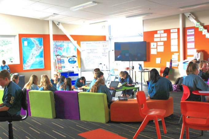 ニュージーランドの中学校のESOLを教えている教室と生徒の様子