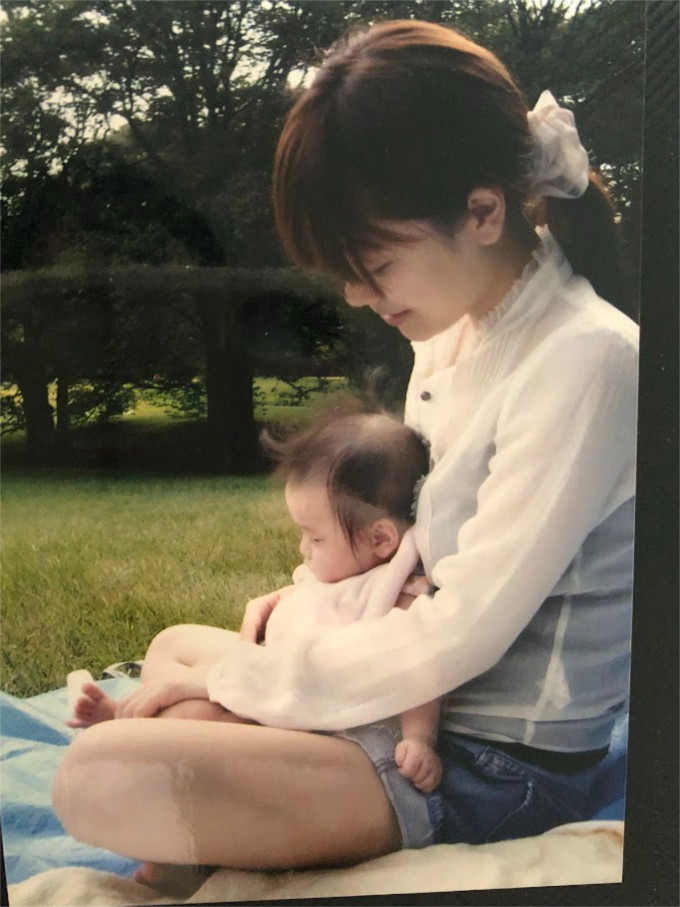 大学卒業と出産が重なった春。入社前の長女との時間